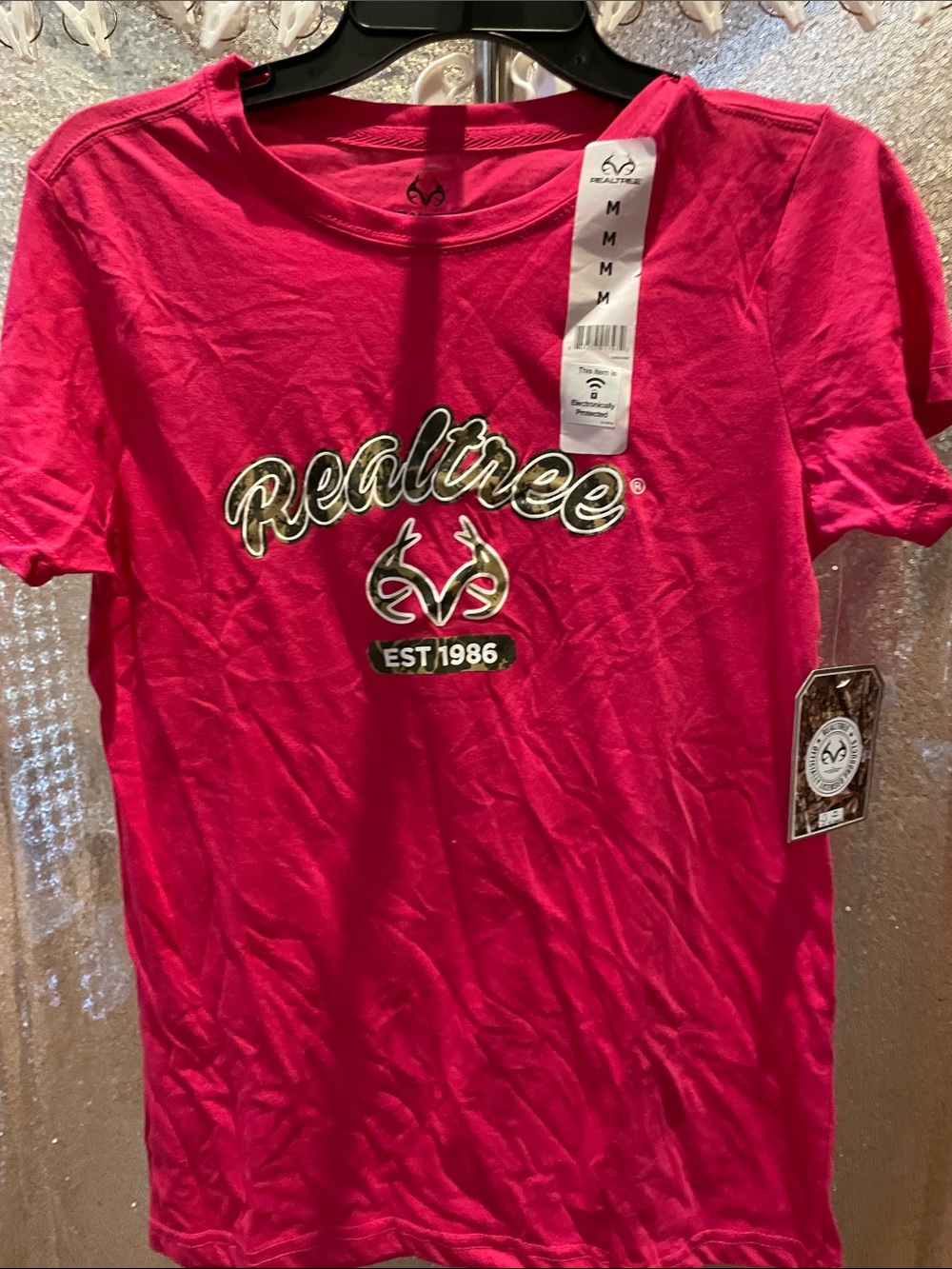 Realtree Bright Pink Logo Short Sleeve Tee NWT